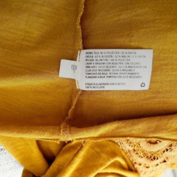 Xhilaration Mustard Yellow Lace Yoke 3/4 Sleeve Pullover Blouse Top Size XS - Picture 3 of 5